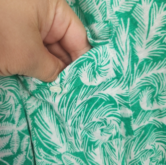J. McLaughlin Brynn Preppy Linen Button-Up Shirt Tropical Print Green White XL - Picture 9 of 12